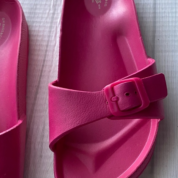 G.H Bass and Co - Picture 2 of 7